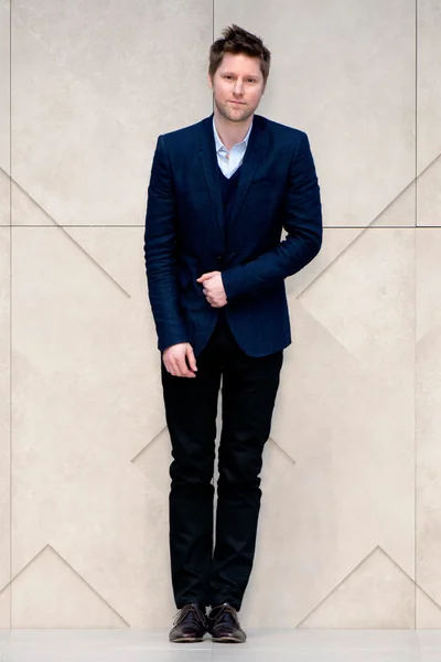 Look 50